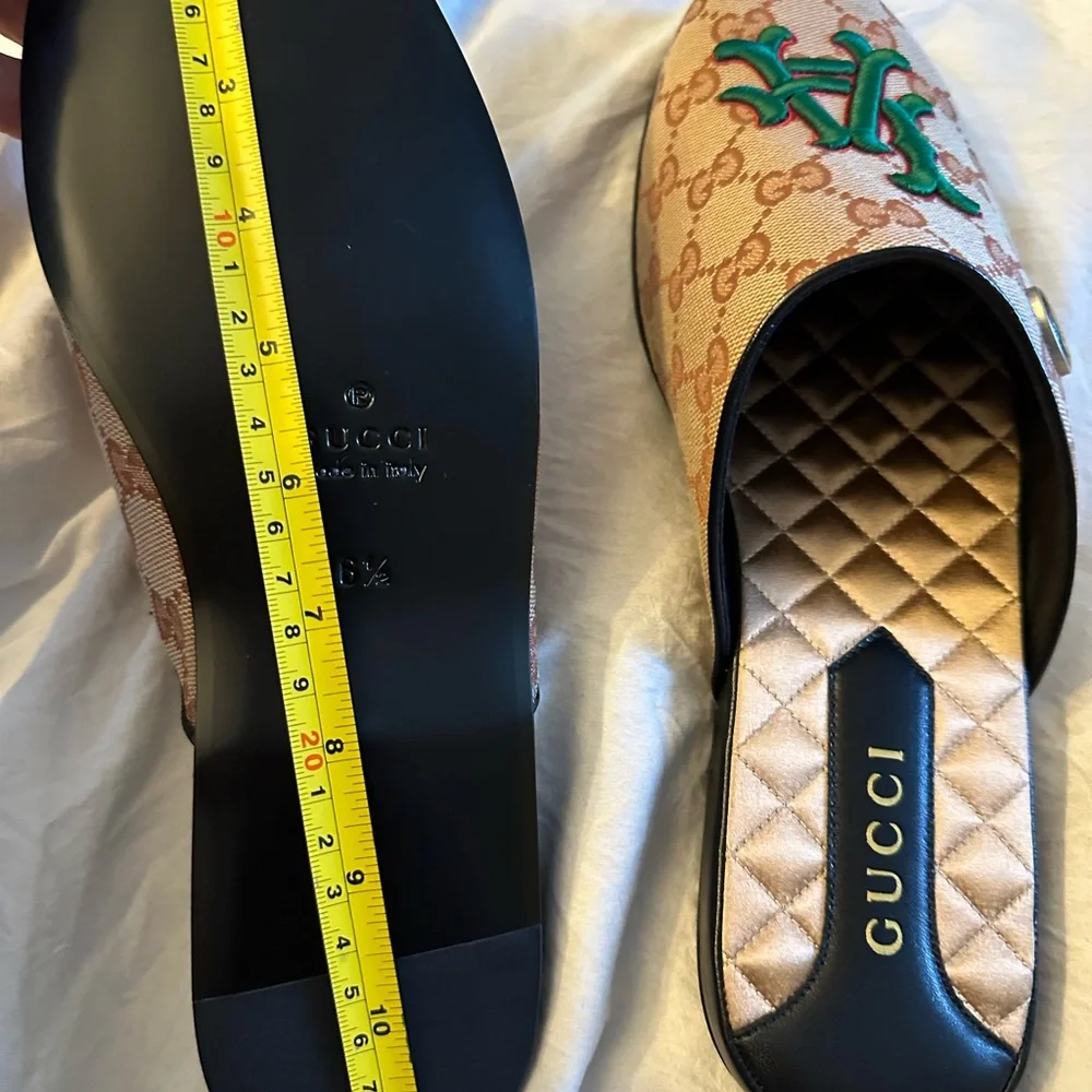 SOLD!!! GUCCI X LA DODGERS Monogram Mules with  LA GUCCI x MLB NEW BOX & COVER - Picture 11 of 16